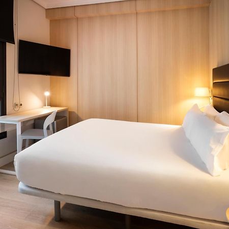 B&B Hotel Vitoria General Alava Екстериор снимка
