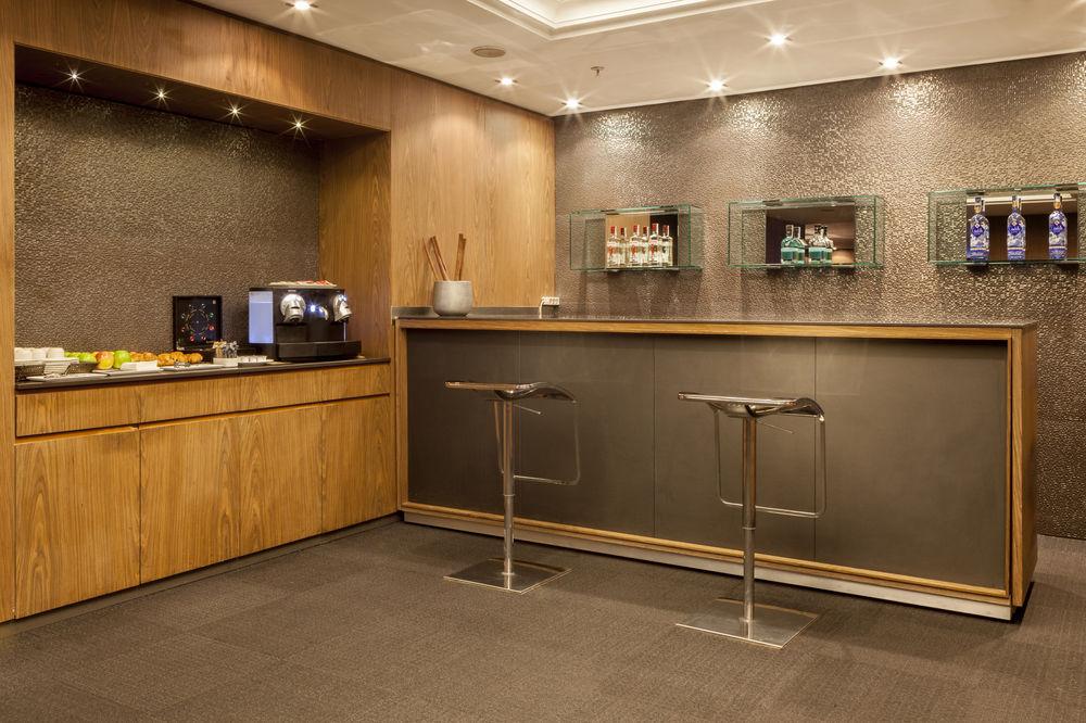 B&B Hotel Vitoria General Alava Екстериор снимка