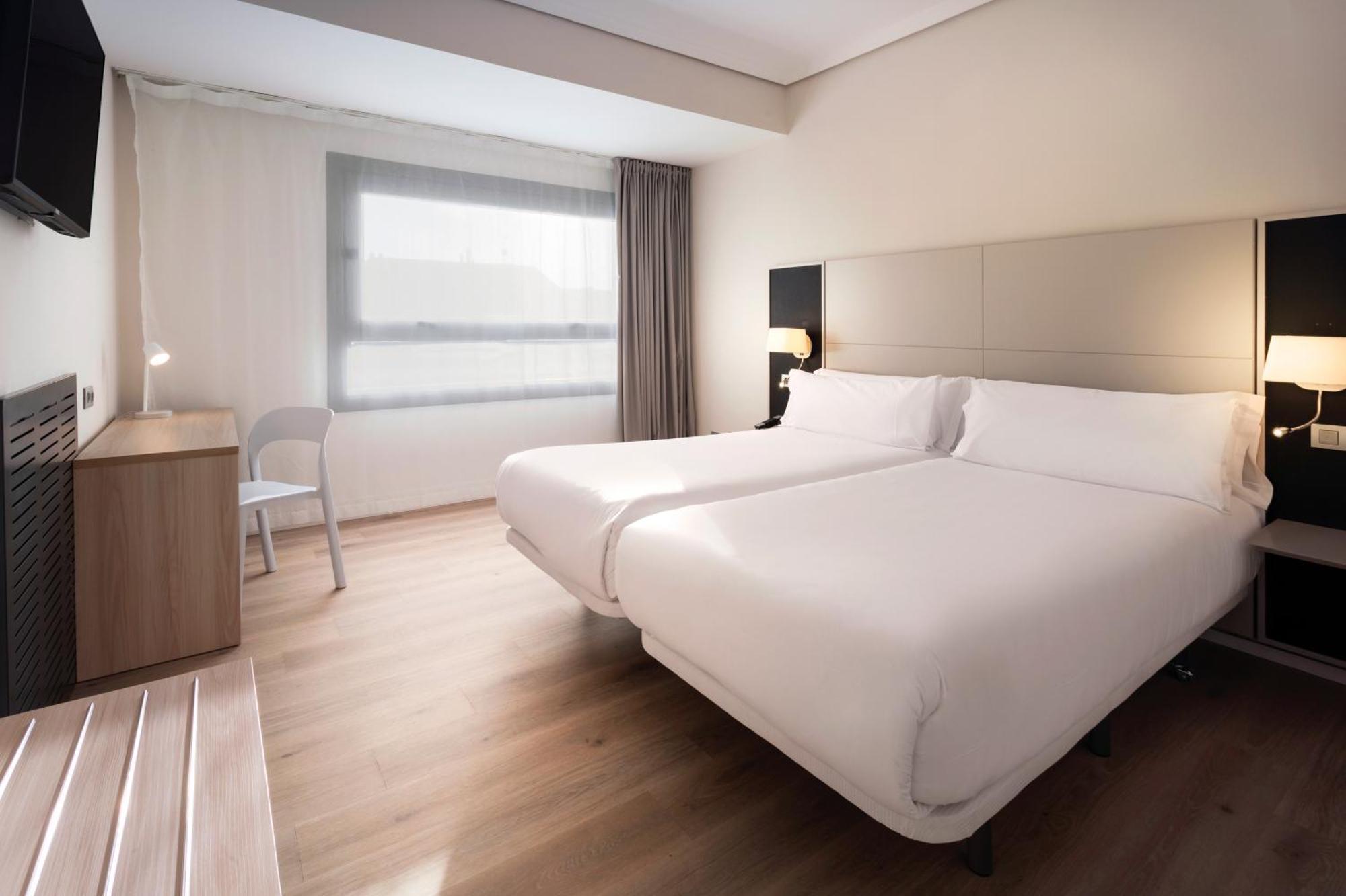 B&B Hotel Vitoria General Alava Екстериор снимка