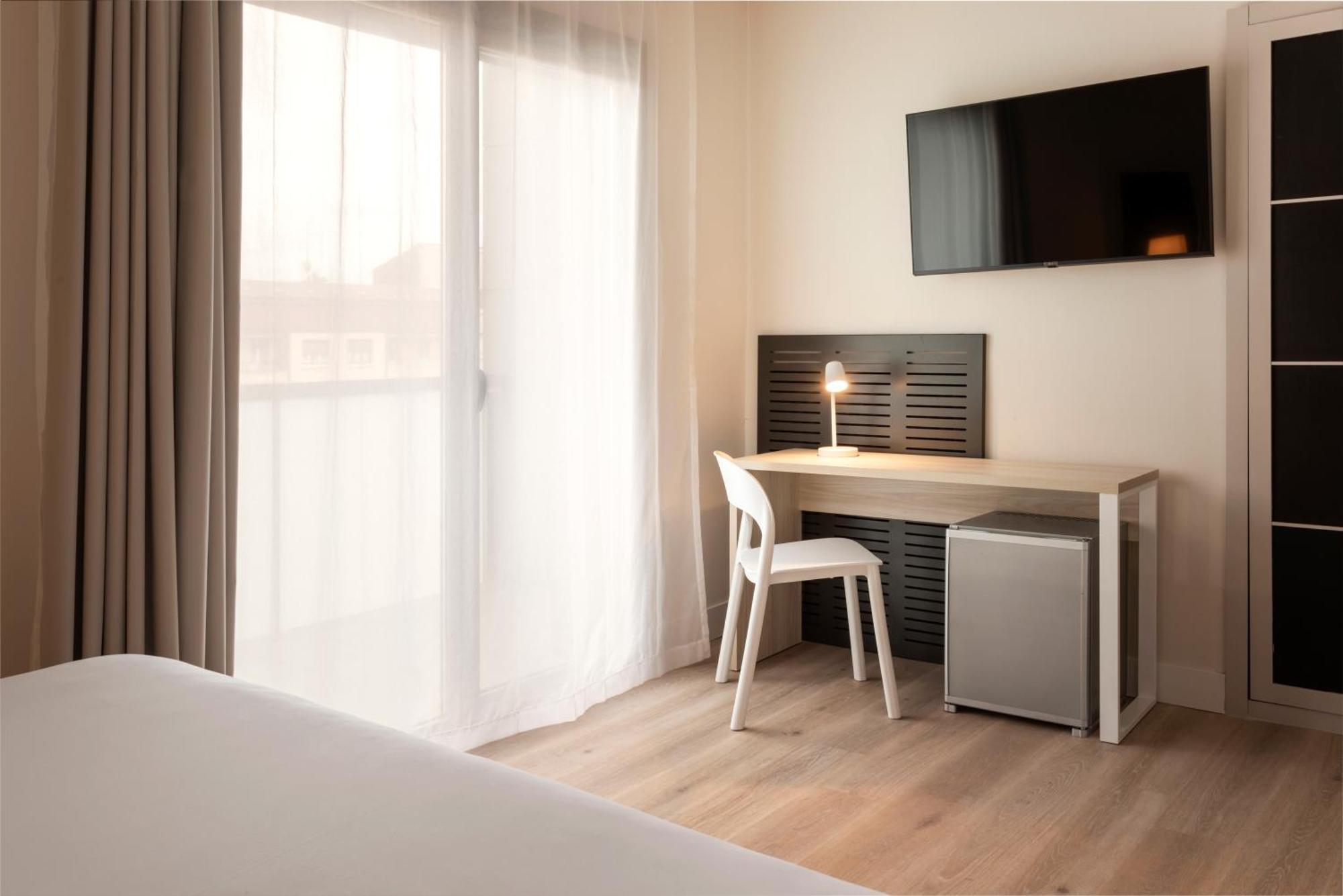B&B Hotel Vitoria General Alava Екстериор снимка